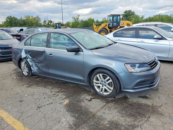 2017 VOLKSWAGEN JETTA