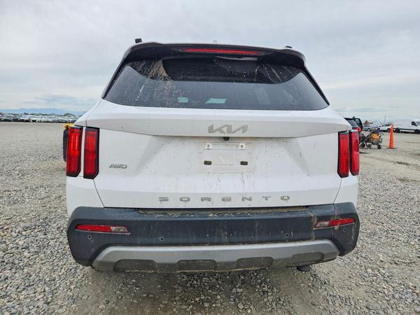 2022 KIA SORENTO