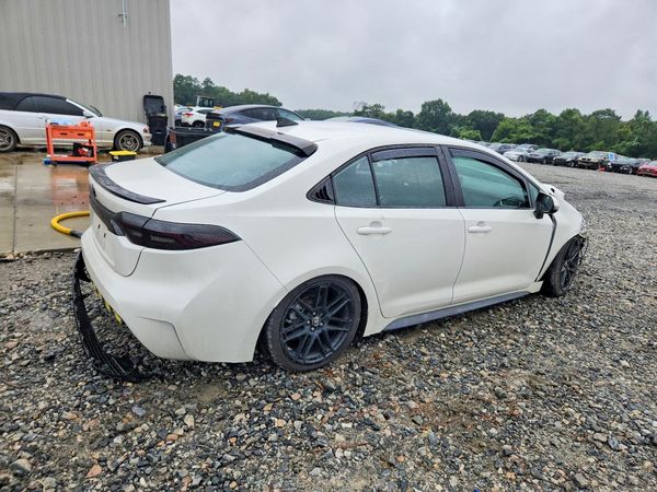 2020 TOYOTA COROLLA SE, MT