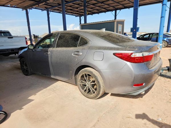 2015 LEXUS ES