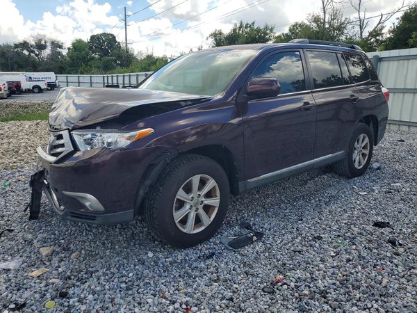 2013 TOYOTA HIGHLANDER
