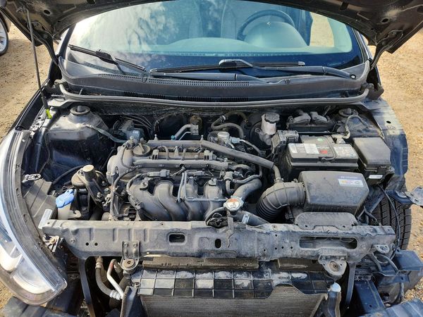 2017 HYUNDAI ACCENT SE Base — Engine bay