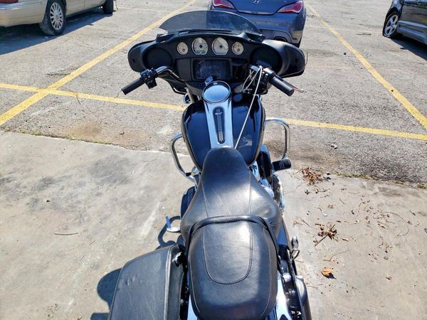 2022 HARLEY-DAVIDSON FLHX