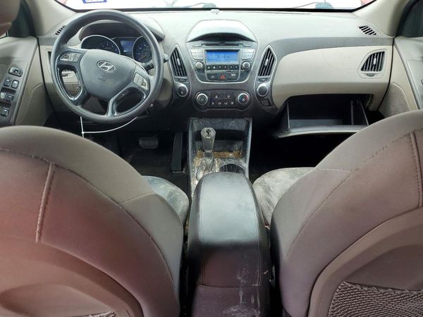 2015 HYUNDAI TUCSON GL (Middle-Low)