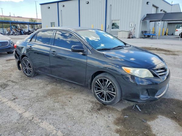 2013 TOYOTA COROLLA