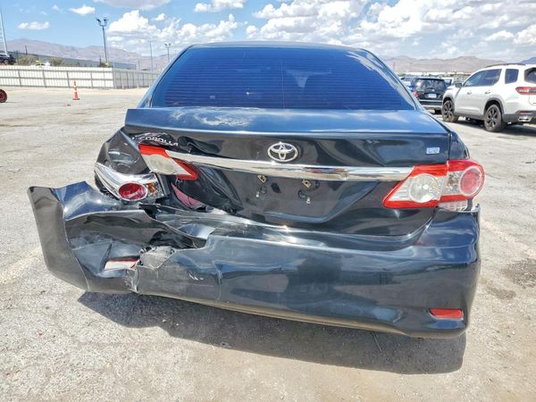 2013 TOYOTA COROLLA