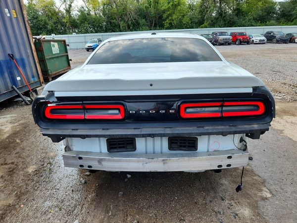 2015 DODGE CHALLENGER SXT