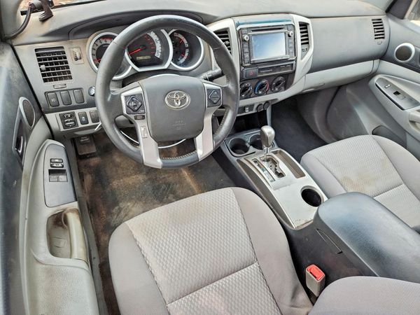 2015 TOYOTA TACOMA Delux Grade