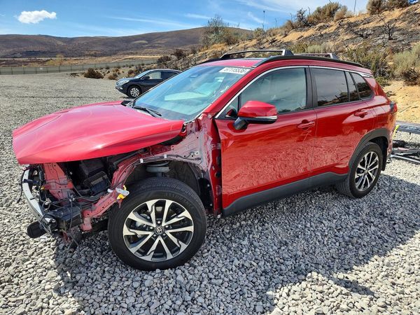 2023 TOYOTA COROLLA CROSS XLE