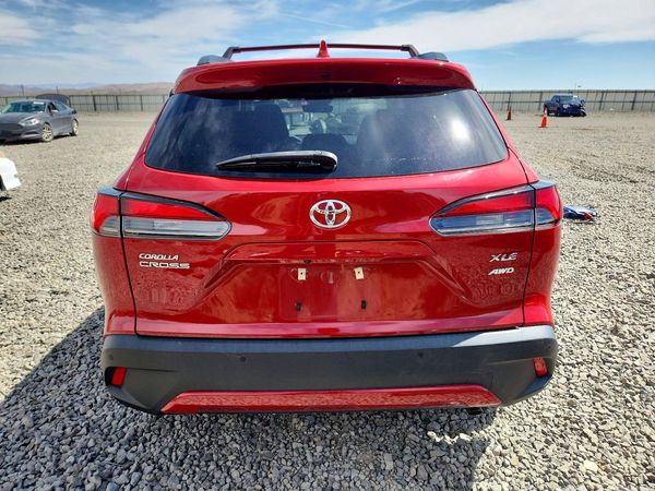 2023 TOYOTA COROLLA CROSS XLE