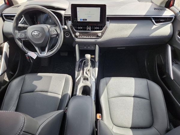2023 TOYOTA COROLLA CROSS XLE
