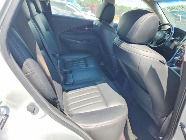 2015 INFINITI QX50