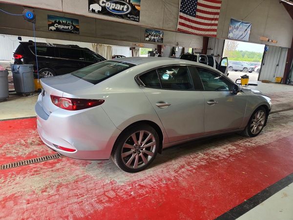 2020 MAZDA 3