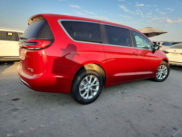 2026 CHRYSLER PACIFICA
