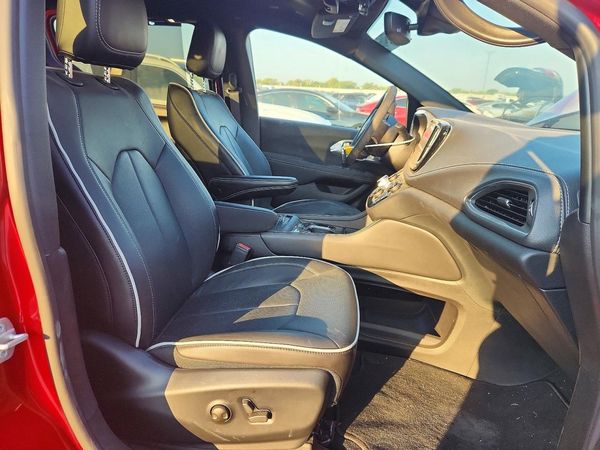 2026 CHRYSLER PACIFICA