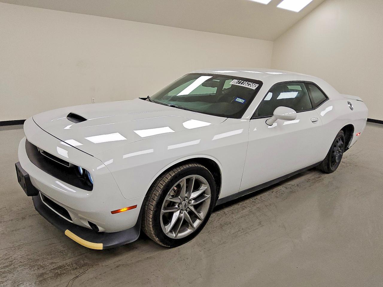 2022 DODGE CHALLENGER GT — Front 3/4
