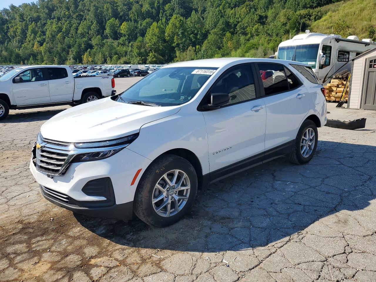 2022 CHEVROLET EQUINOX LS