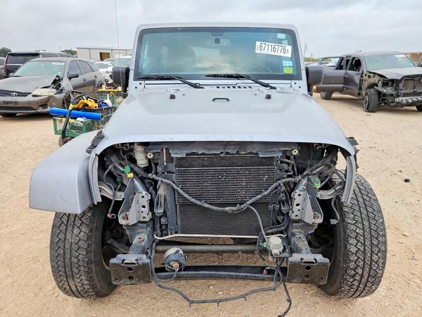 2014 JEEP WRANGLER Sahara