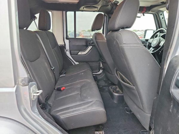 2014 JEEP WRANGLER Sahara