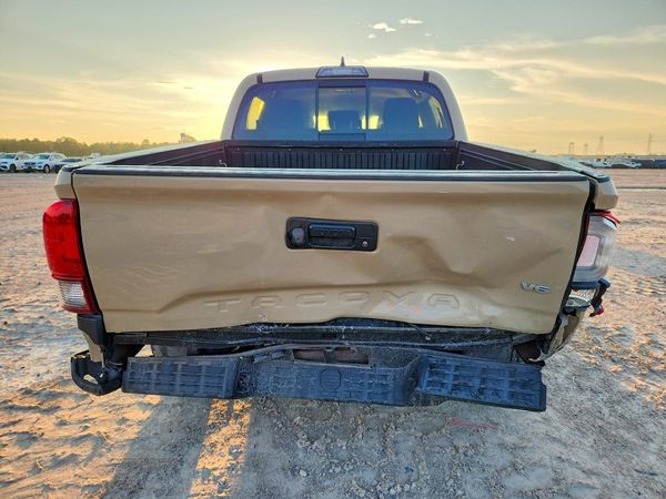 2019 TOYOTA TACOMA
