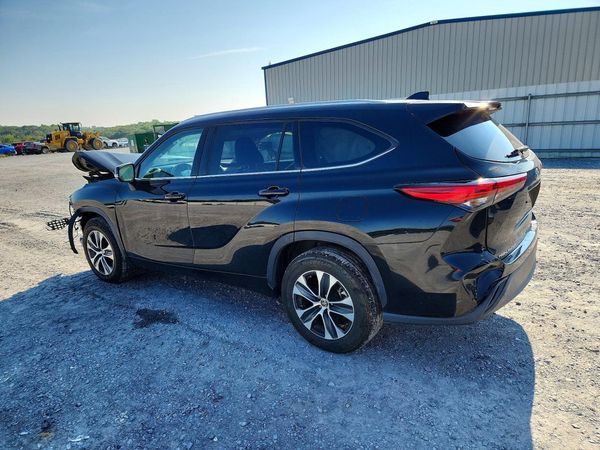2022 TOYOTA HIGHLANDER