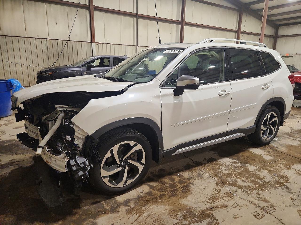 2023 SUBARU FORESTER