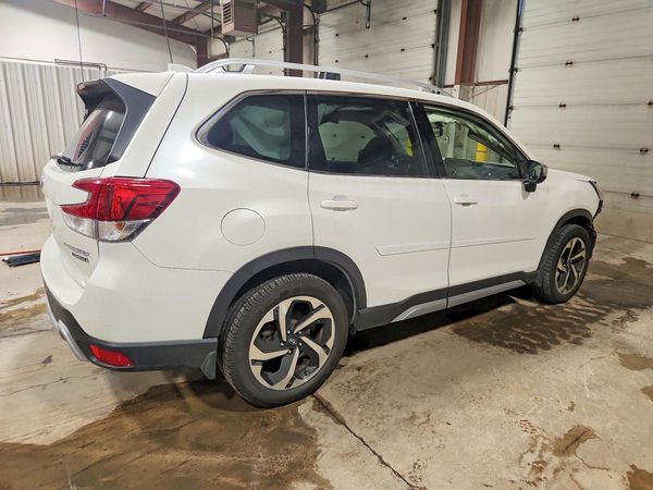 2023 SUBARU FORESTER