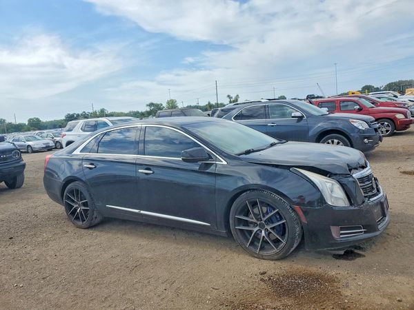 2015 CADILLAC XTS