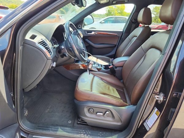 2017 AUDI Q5 quattro Premium Plus