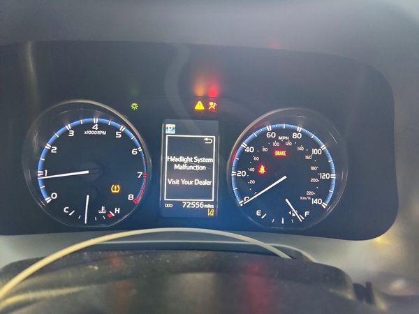 2018 TOYOTA RAV4 LE