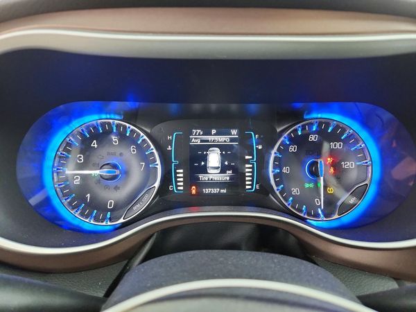 2017 CHRYSLER PACIFICA