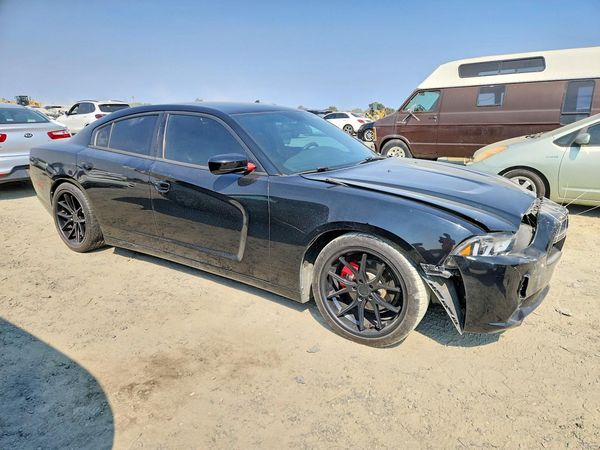 2013 DODGE CHARGER SE