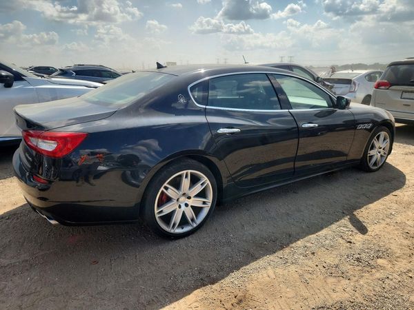 2015 MASERATI QUATTROPORTE