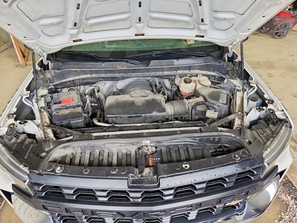 2019 CHEVROLET SILVERADO Work Truck — Engine bay