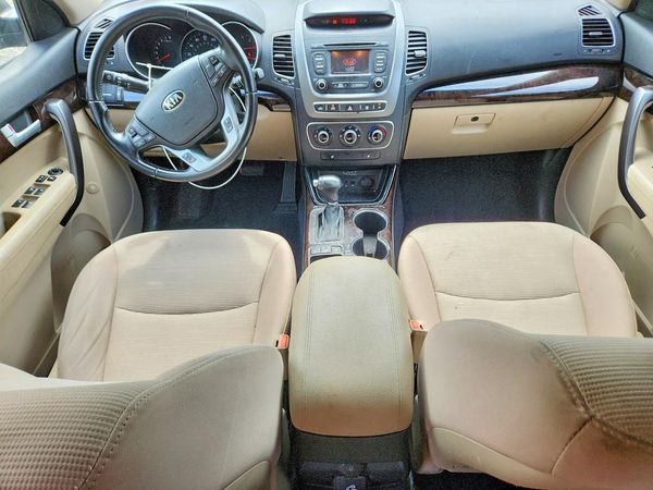 2015 KIA SORENTO GL