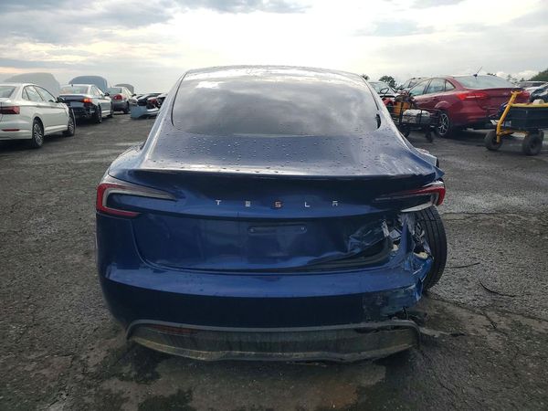 2025 TESLA MODEL 3