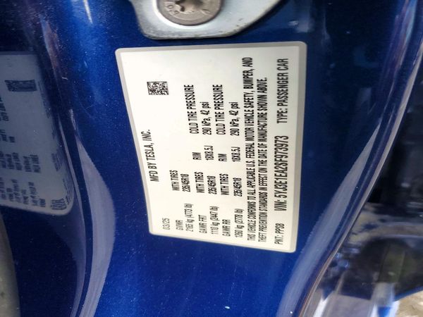2025 TESLA MODEL 3