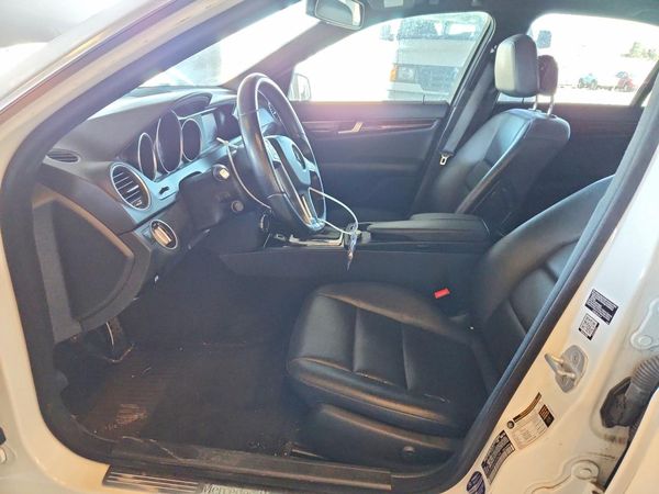 2014 MERCEDES-BENZ C