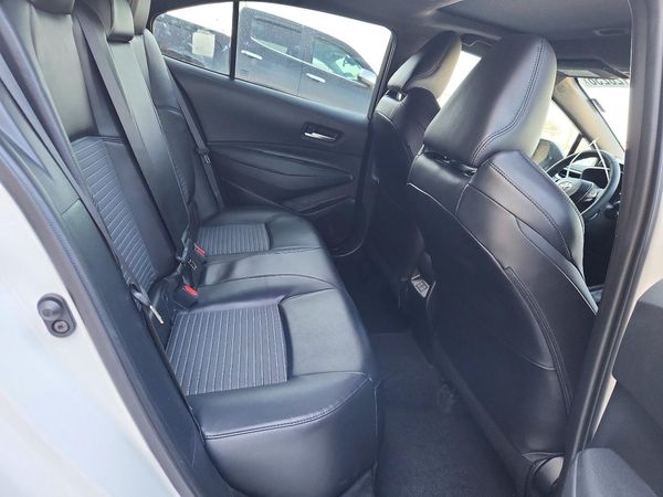 2025 TOYOTA COROLLA