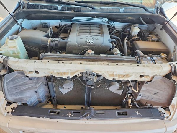 2019 TOYOTA TUNDRA Platinum Grade