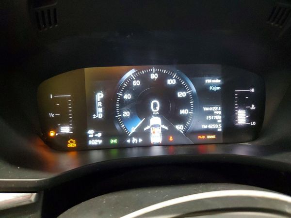 2019 VOLVO XC60 Momentum