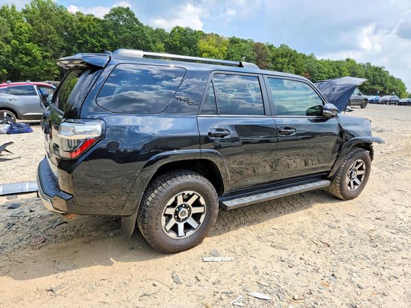2022 TOYOTA 4RUNNER TRD Offroad Prem