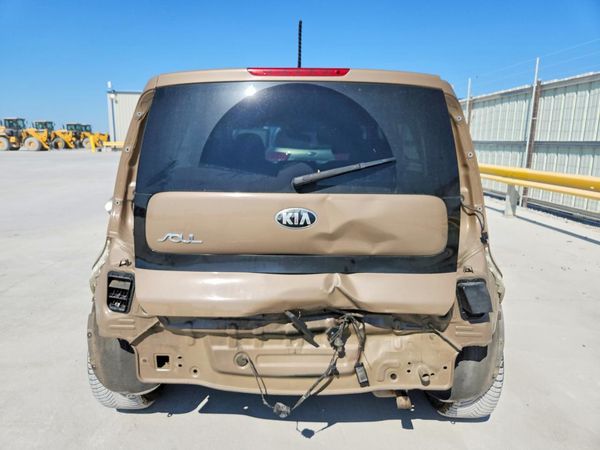 2014 KIA SOUL