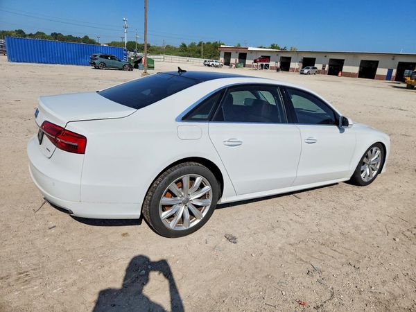 2017 AUDI A8 quattro L