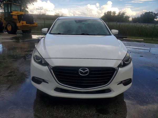 2018 MAZDA 3