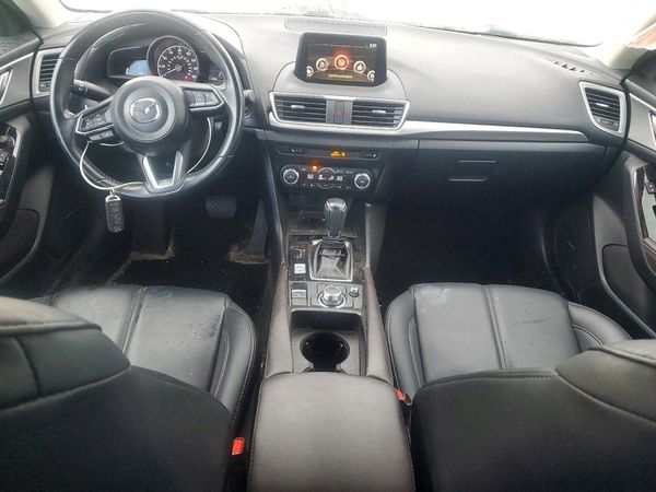 2018 MAZDA 3