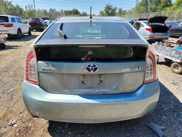 2014 TOYOTA PRIUS — DIRR