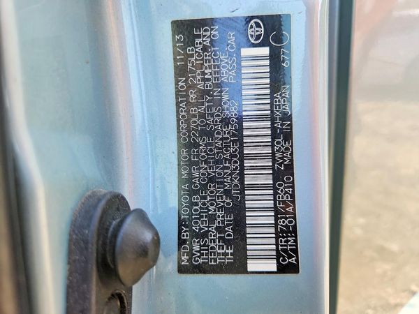 2014 TOYOTA PRIUS — VINS