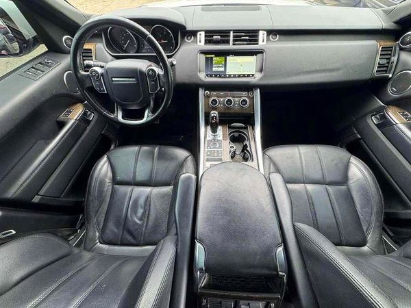 2017 LAND ROVER RANGE ROVER SPORT SE