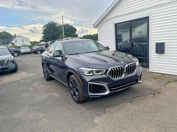 2023 BMW X6 xDrive40i